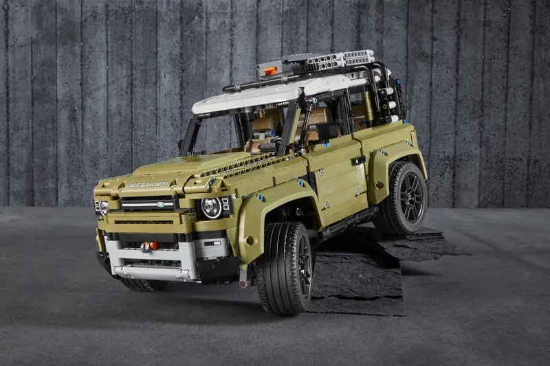 LEGO 42110 Land Rover Defender zdjęcie 4
