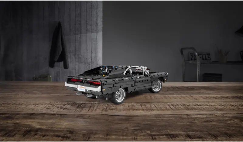 LEGO 42111 Dom's Dodge Charger zdjęcie 17