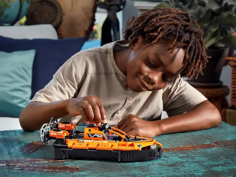 LEGO 42120 Poduszkowiec ratowniczy zdjęcie 10