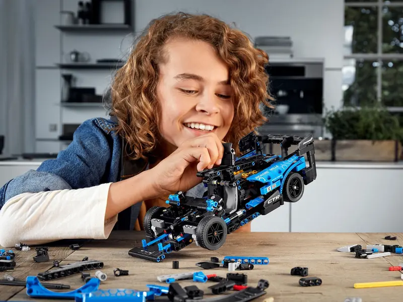 LEGO 42123 McLaren Senna GTR zdjęcie 10