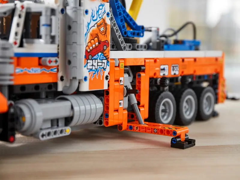 LEGO 42128 Ciężki samochód pomocy drogowej zdjęcie 18