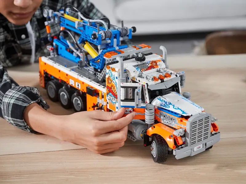 LEGO 42128 Ciężki samochód pomocy drogowej zdjęcie 9
