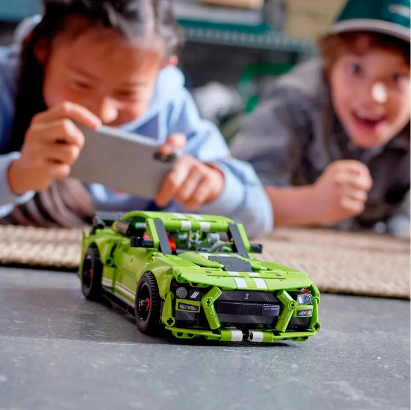 LEGO 42138 Ford Mustang Shelby GT500 zdjęcie 8