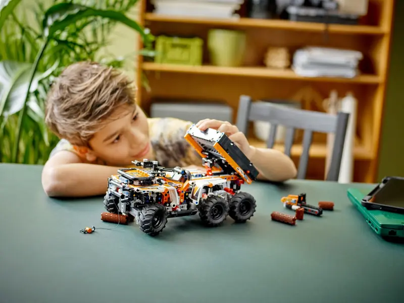 LEGO 42139 Pojazd terenowy zdjęcie 8
