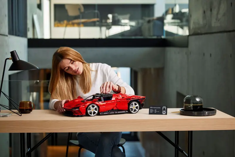 LEGO 42143 Ferrari Daytona SP3 zdjęcie 7