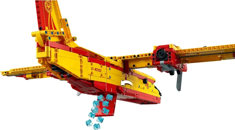 LEGO 42152 Samolot gaśniczy zdjęcie 8