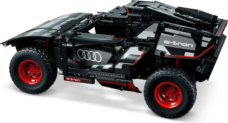 LEGO 42160 Audi RS Q e-tron zdjęcie 6