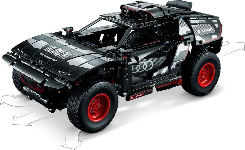 LEGO 42160 Audi RS Q e-tron zdjęcie 4