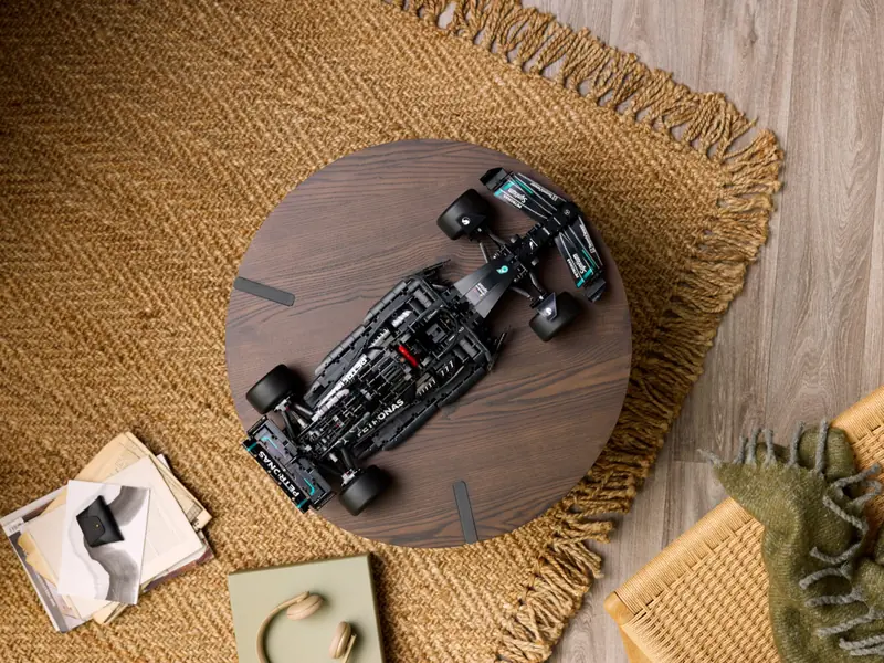 LEGO 42171 Mercedes-AMG F1 W14 E Performance zdjęcie 9