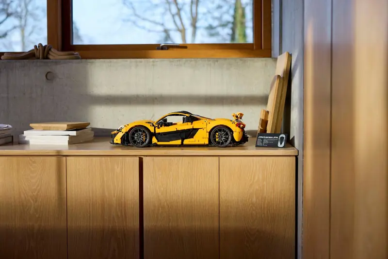 LEGO 42172 McLaren P1 zdjęcie 11