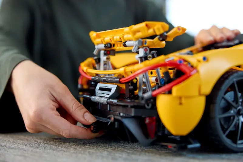 LEGO 42172 McLaren P1 zdjęcie 7
