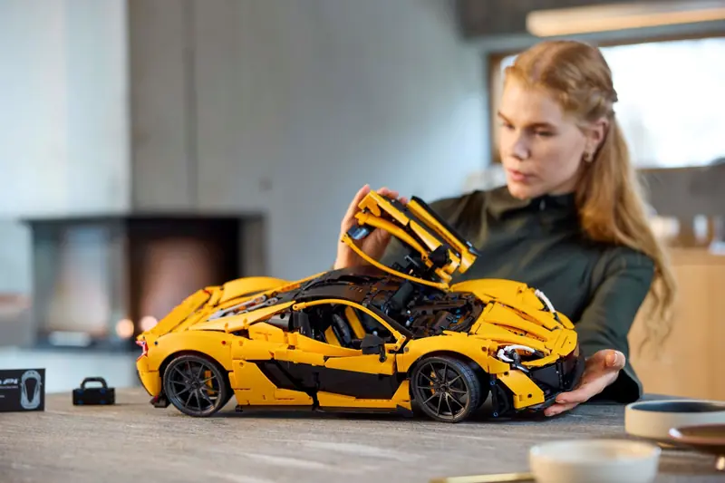 LEGO 42172 McLaren P1 zdjęcie 10