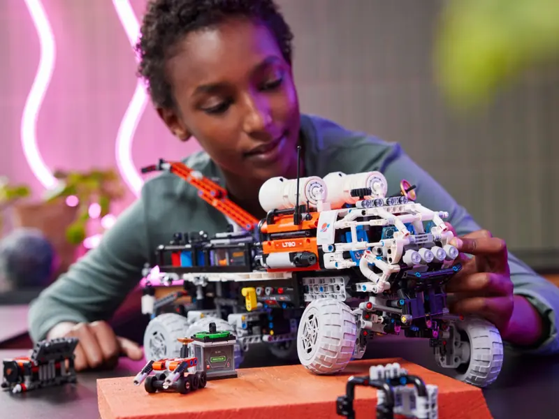 LEGO 42180 Marsjański łazik eksploracyjny zdjęcie 10