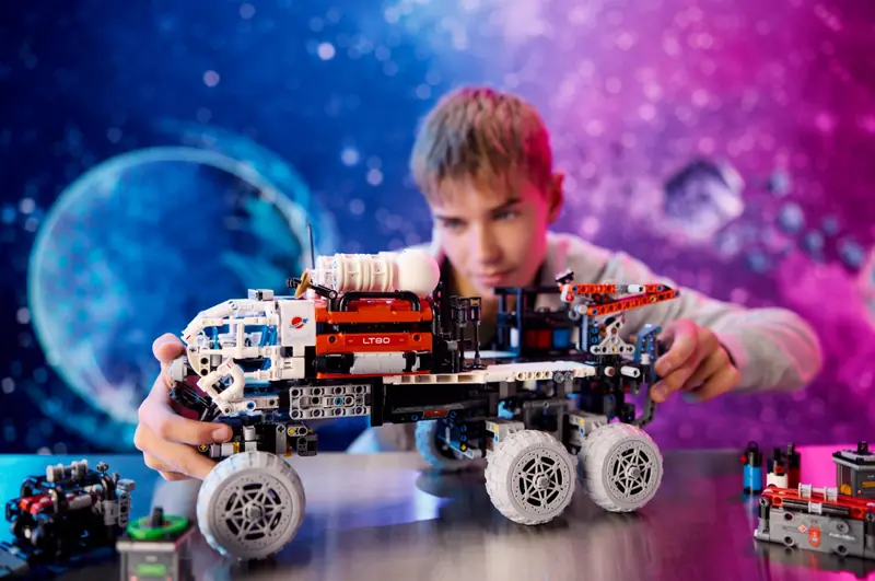LEGO 42180 Marsjański łazik eksploracyjny zdjęcie 11