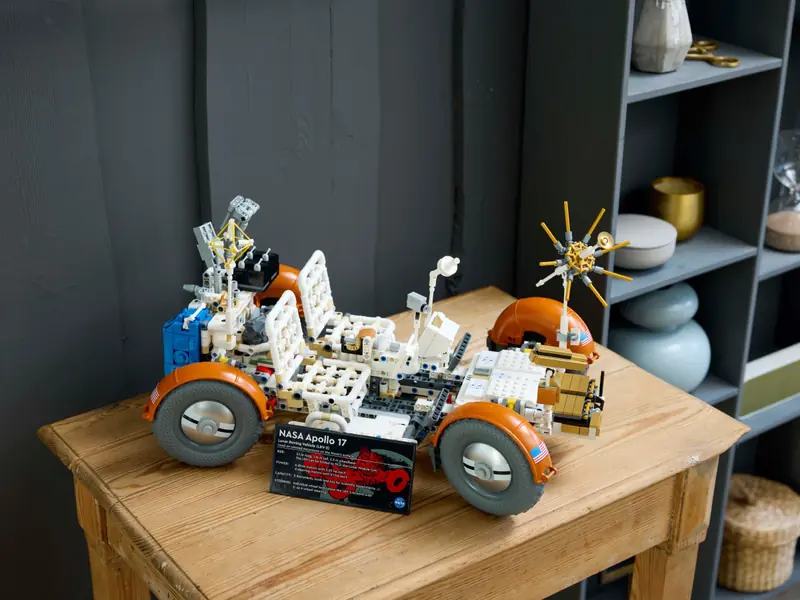 LEGO 42182 NASA Apollo - pojazd LRV zdjęcie 7