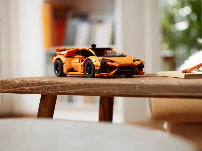 LEGO 42196 Pomarańczowe Lamborghini Huracán Tecnica zdjęcie 7