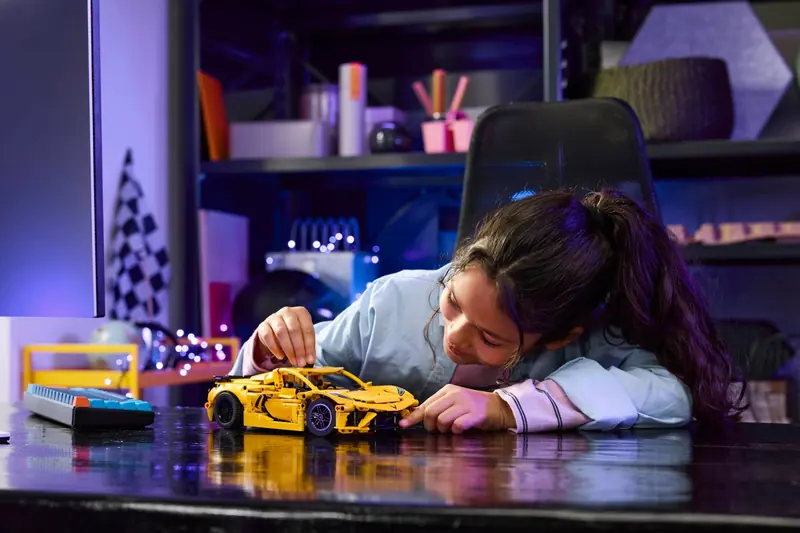 LEGO 42205 Chevrolet Corvette Stingray zdjęcie 10