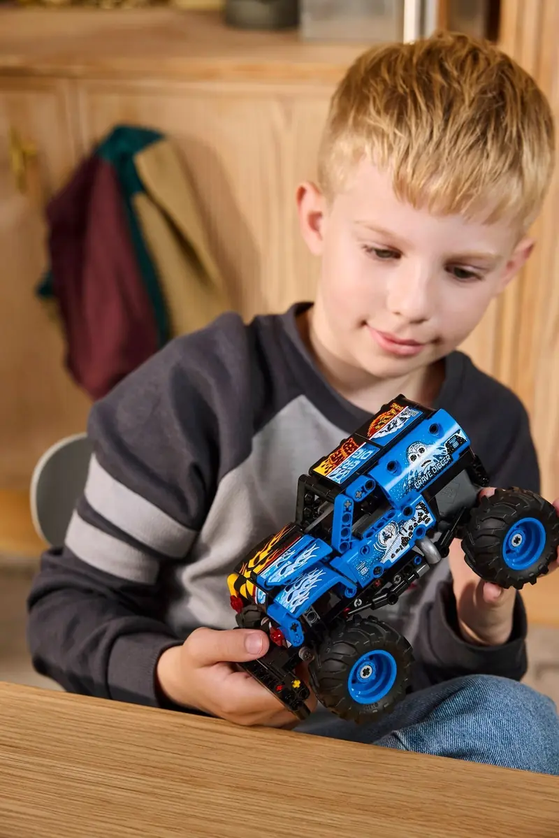 LEGO 42219 Monster Jam Grave Digger Ogień i lód zdjęcie 8