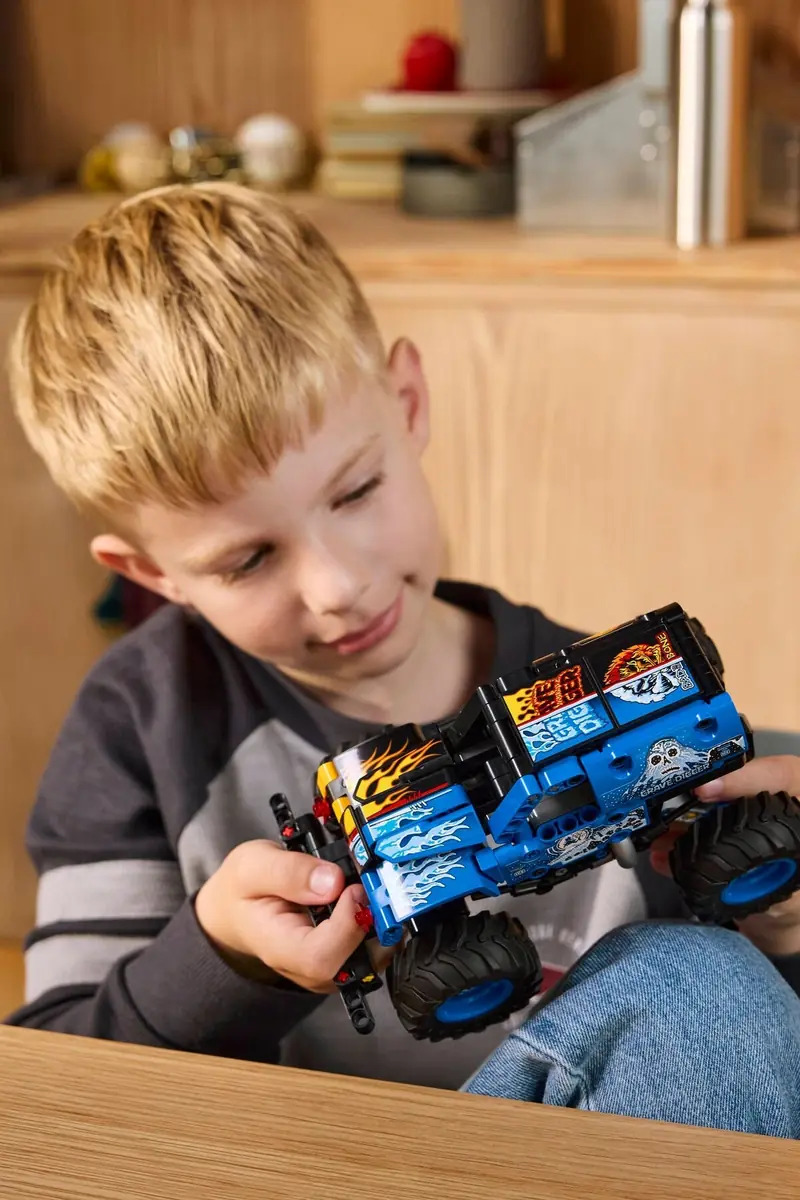 LEGO 42219 Monster Jam Grave Digger Ogień i lód zdjęcie 9
