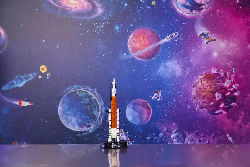 LEGO 42221 Rakieta SLS NASA Artemis zdjęcie 8