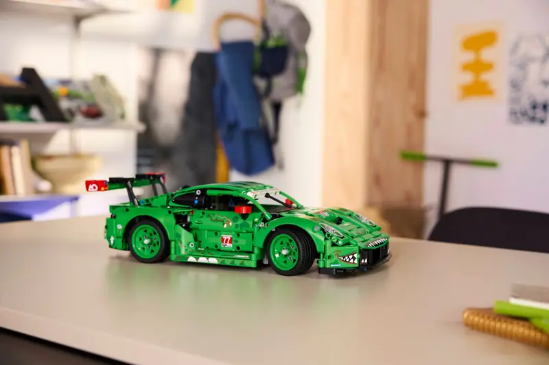 LEGO 42224 Samochód Porsche 911 GT3 R REXY AO Racing zdjęcie 8