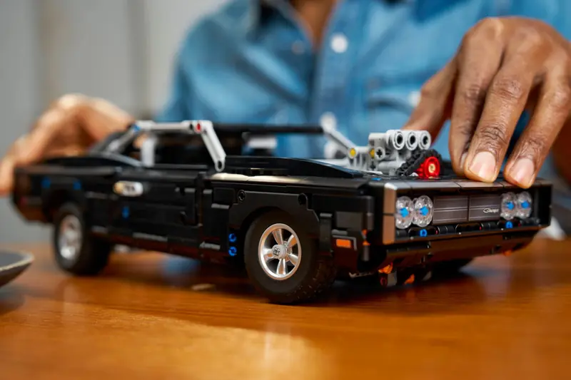 LEGO 42231 Samochód Fast and Furious Dodge Charger R/T zdjęcie 18