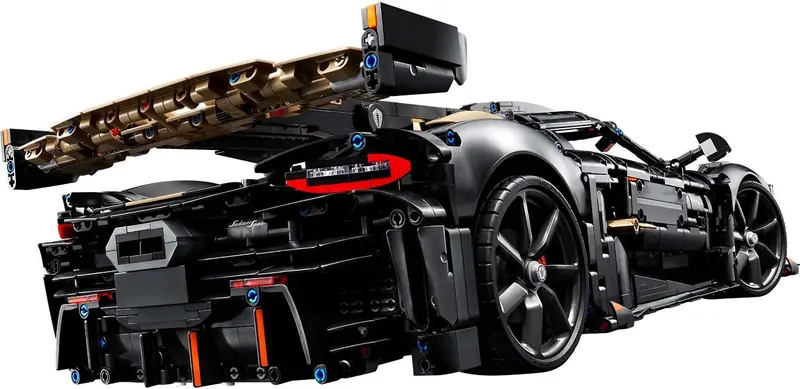 LEGO 42232 Koenigsegg Sadair's Spear Megacar