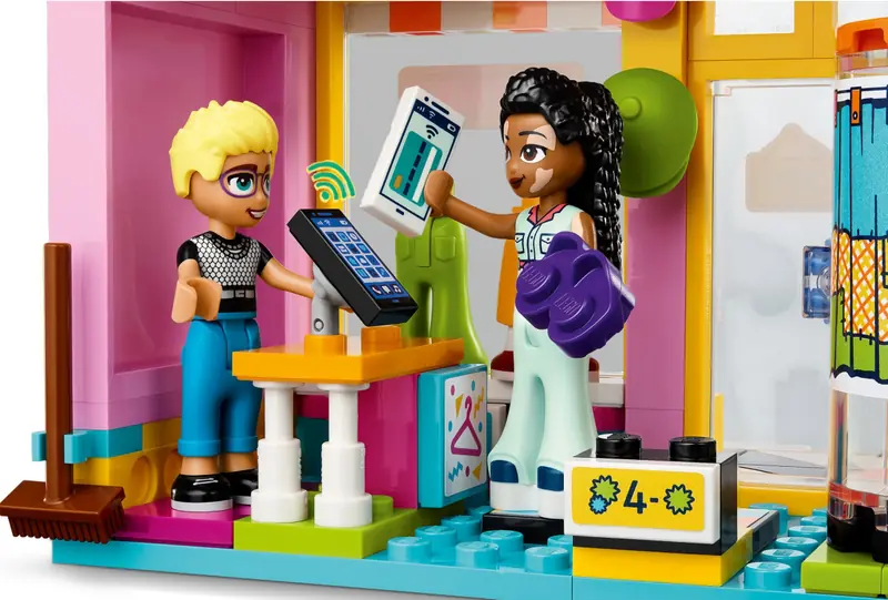 LEGO 42614 Sklep z używaną odzieżą zdjęcie 12