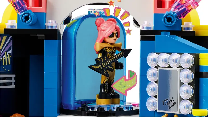 LEGO 42616 Pokaz talentów muzycznych w Heartlake zdjęcie 4