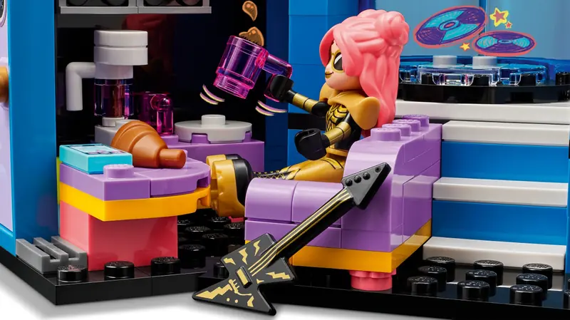LEGO 42616 Pokaz talentów muzycznych w Heartlake zdjęcie 7