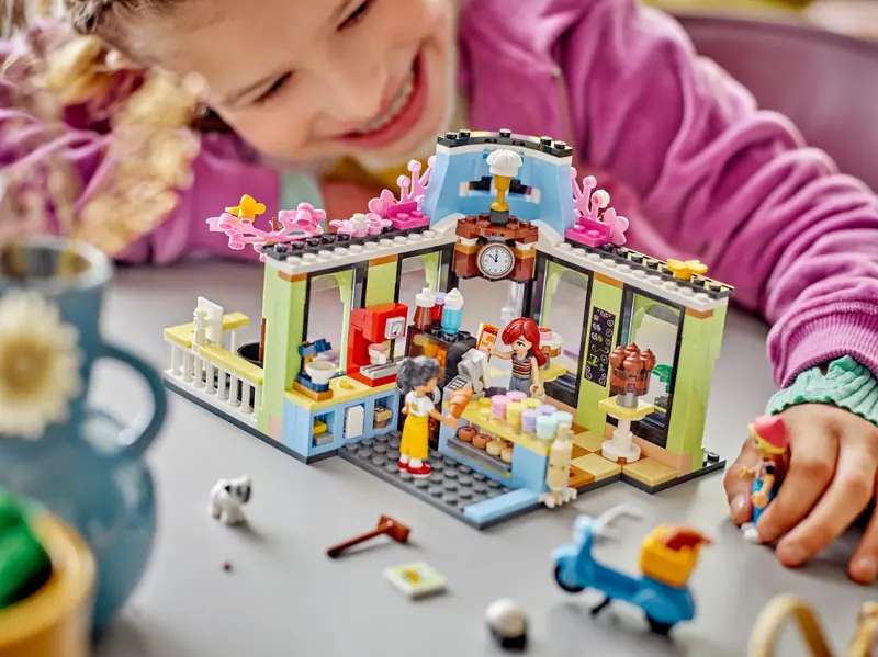 LEGO 42618 Kawiarnia w Heartlake zdjęcie 7