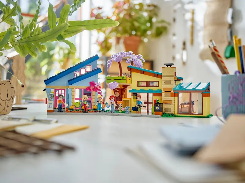 LEGO 42620 Dom rodzinny Olly’ego i Paisley zdjęcie 11