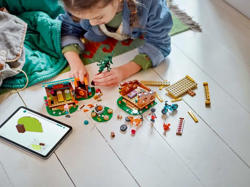 LEGO 42624 Przytulne domki na letnim obozie zdjęcie 8