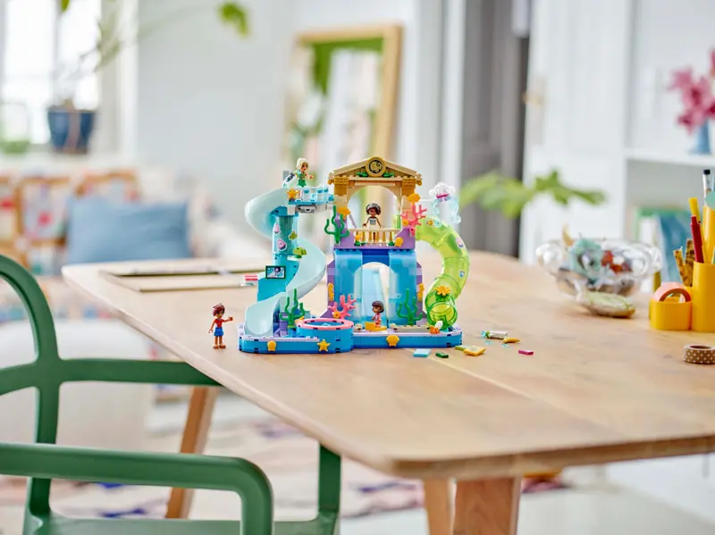 LEGO 42630 Park wodny w Heartlake zdjęcie 8