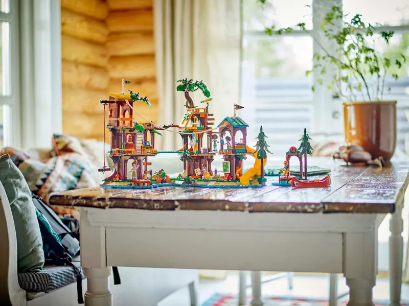 LEGO 42631 Domek na drzewie na obozie kempingowym zdjęcie 9