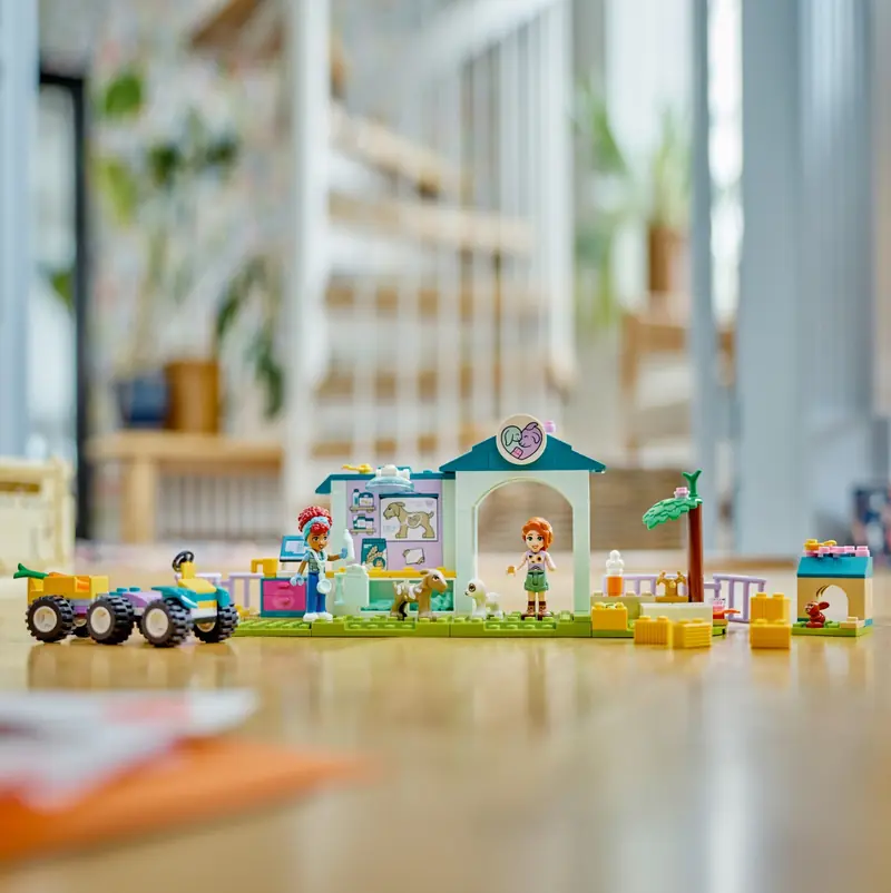 LEGO 42632 Lecznica dla zwierząt gospodarskich zdjęcie 8