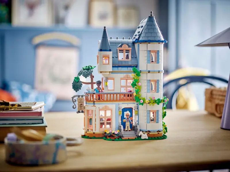 LEGO 42638 Pensjonat w zamku zdjęcie 6