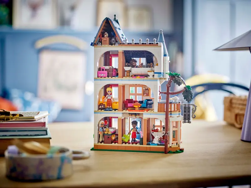 LEGO 42638 Pensjonat w zamku zdjęcie 7