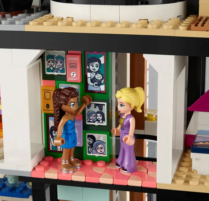 LEGO 42639 Nowoczesna rezydencja Andrei zdjęcie 11