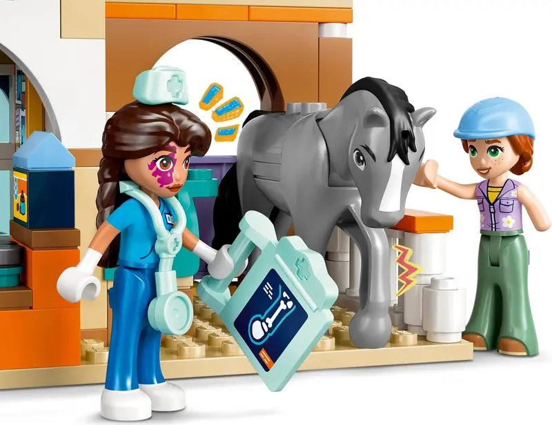 LEGO 42651 Koń i lecznica dla zwierząt zdjęcie 2