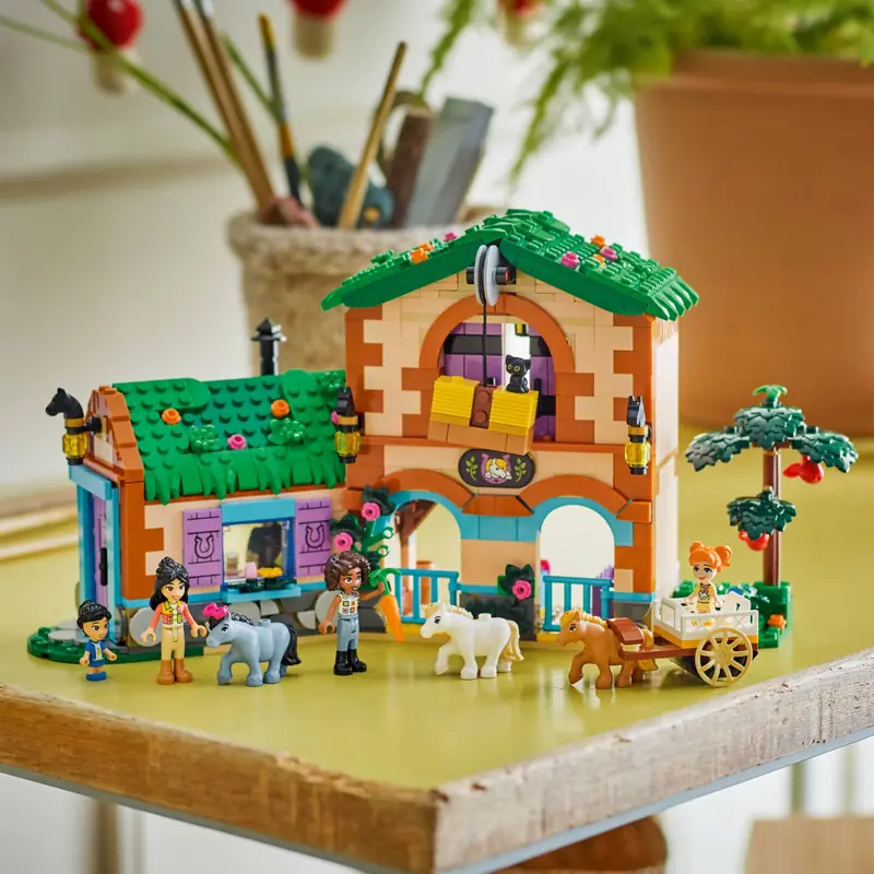 LEGO 42654 Ranczo kucyków i stajnia zdjęcie 7