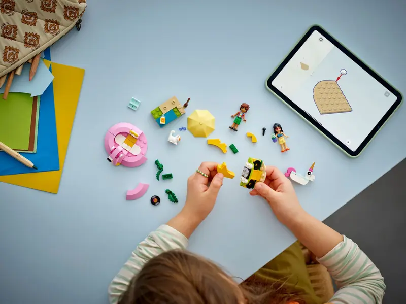 LEGO 42658 Impreza na basenie z jednorożcem i flamingiem zdjęcie 8