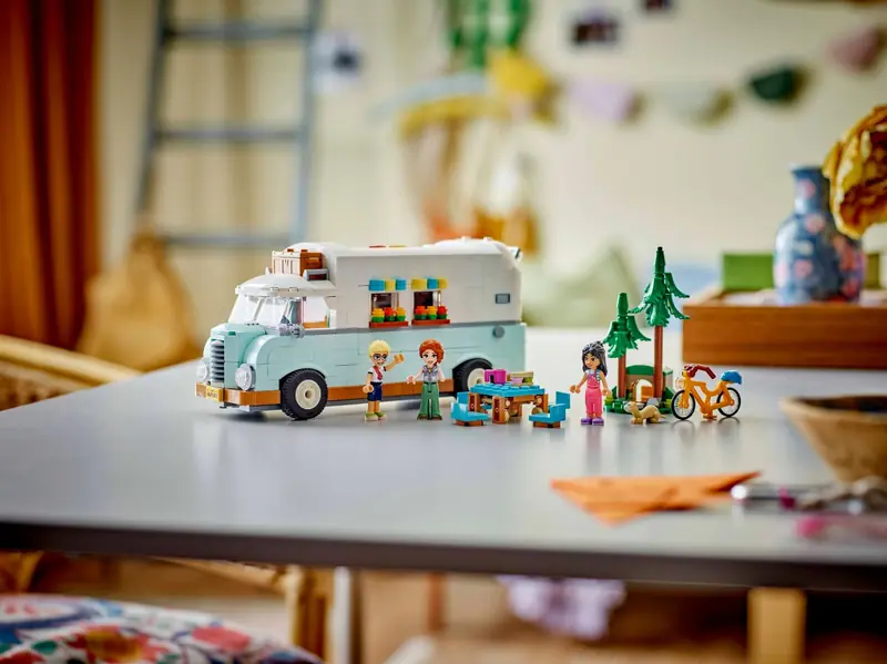LEGO 42663 Przygoda w kamperze przyjaciół zdjęcie 12