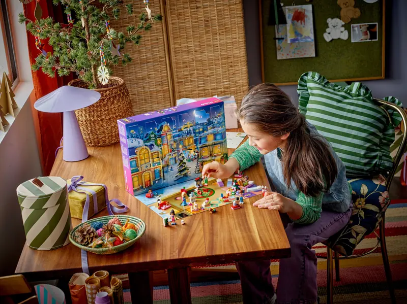 LEGO 42668 Friends Kalendarz adwentowy na 2025 rok zdjęcie 11