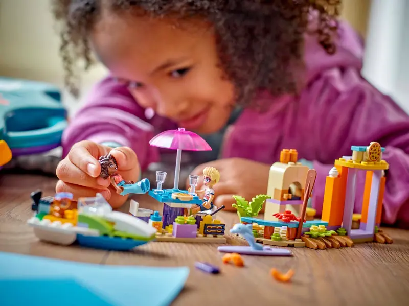 LEGO 42672 Kreatywna walizka plażowa zdjęcie 7