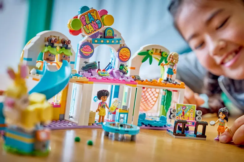 LEGO 42686 Niezwykła sala zabaw zdjęcie 9