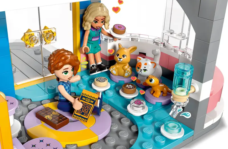 LEGO 42689 Domek klubu przyjaciół z Heartlake zdjęcie 8