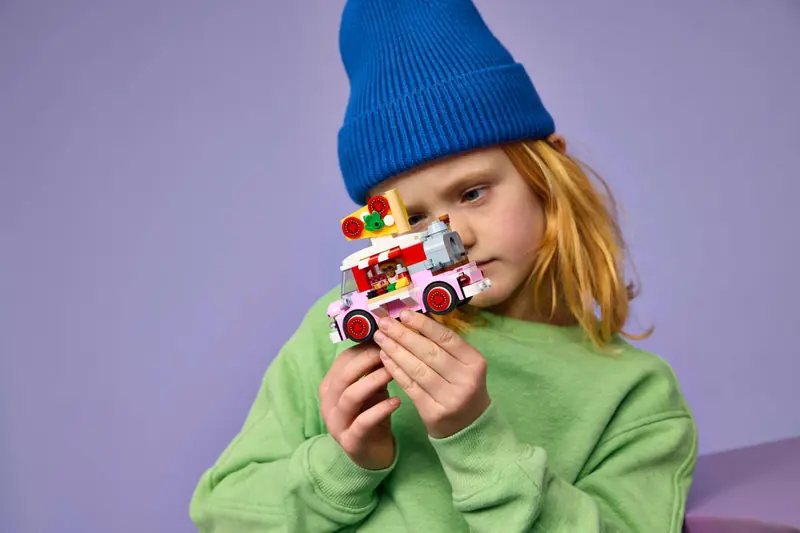 LEGO 42694 Furgonetka z pizzą zdjęcie 14