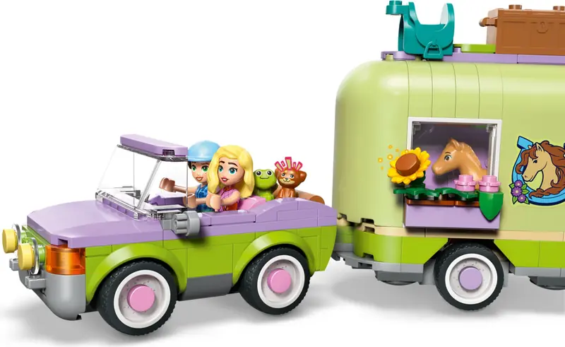 LEGO 42695 Przyczepa z koniem i źrebaczkiem zdjęcie 6