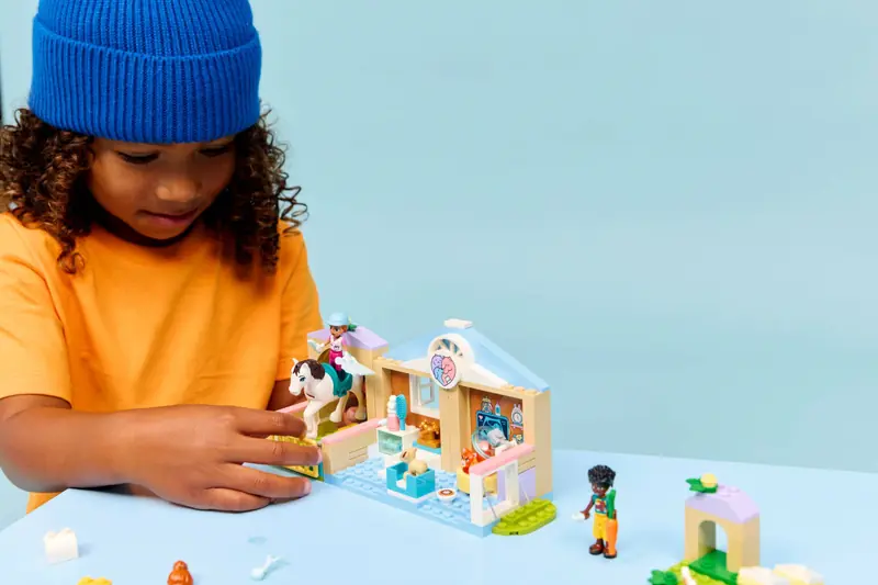 LEGO 42696 Lecznica dla zwierząt zdjęcie 10